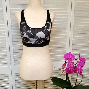 Danskin Size S Sports Bra With Open Loop B…